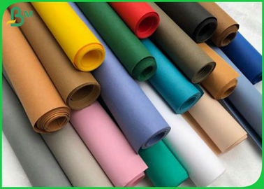 Tessuto lavabile del mestiere di colori differenti disponibili per fare la borsa di modo