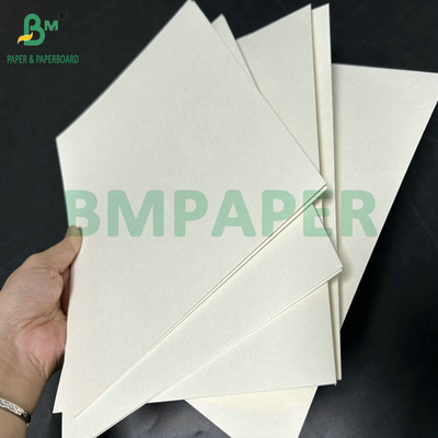 70 x 100 cm 1,2 mm 1,3 mm Tavola di montaggio assorbente bianca pura per la fabbricazione di tappeto da birra