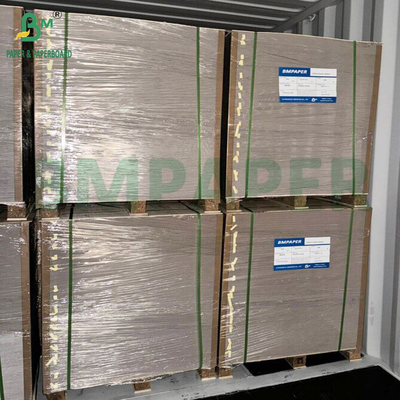 Grandi e lisci cartoni grigi 1500 micron / 1,5 mm Spessore 940 gm