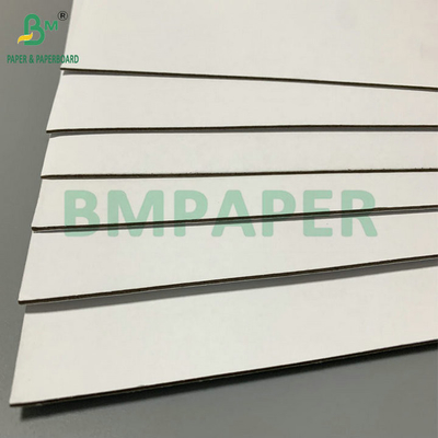 1 mm 2 mm Bianco superiore Bianco posteriore Tavola stratificata Cartuccia di superficie senza legno