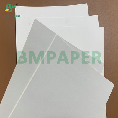 Carta ad alta bianchezza 0,7 mm 0,9 mm assorbente acqua per la fabbricazione di sottocoperta per bevande
