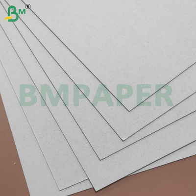 2mm 700*1000mm Cartone grigio rigido di pasta riciclata per scatole regalo