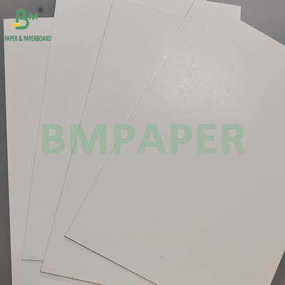 Carta bianca ad alta rigidità bifacciale patinata da 3 mm per cartelloni pubblicitari