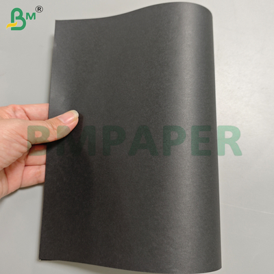Rulli di carta kraft nera durevoli da 80 grammi per la fabbricazione di borse da shopping