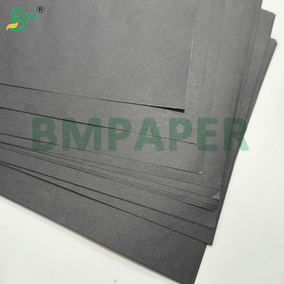 75 gm Carta Kraft di colore nero Superficie liscia opaca