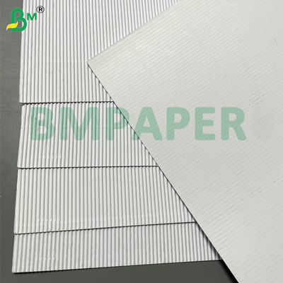 Carta ondulata bianca stampabile da 100 gsm, con fluting su un lato, per imballaggio scatole