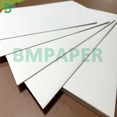 1.5 mm 1.6 mm Materiale vergine Carta assorbente bianca per monoposto alberghiero 70 x 100 cm