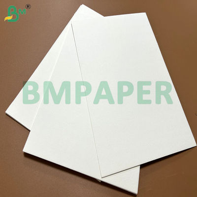 1.5 mm 1.6 mm Materiale vergine Carta assorbente bianca per monoposto alberghiero 70 x 100 cm