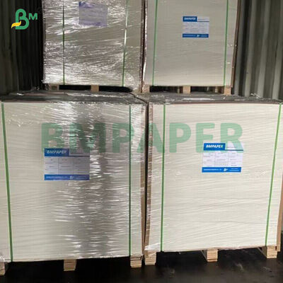 300 g 310 g 320 g Carta da gioco a core nero di alta rigidità