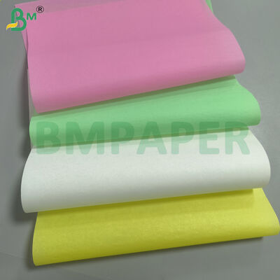 Materiale di carta per tazze da forno per muffin senza perdite di colore per cucinare caramelle