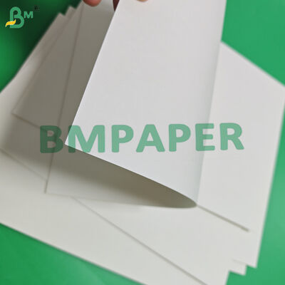 0.7 mm 0,9 mm Carta di linea di cuscinetto assorbente non rivestito per le sottoterra per bevande 70 x 100 cm