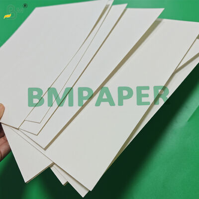 0.7 mm 0,9 mm Carta di linea di cuscinetto assorbente non rivestito per le sottoterra per bevande 70 x 100 cm