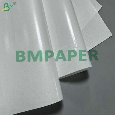 Carta kraft laminata in PE impermeabile e greaseproof 40 gm Rollo di carta rivestita per prodotti alimentari per imballaggi per posate sigillabili termicamente