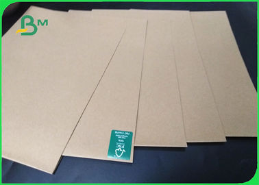 Rollo di cartone Kraft Liner non sbiancato da 126 g a 440 g di colore marrone
