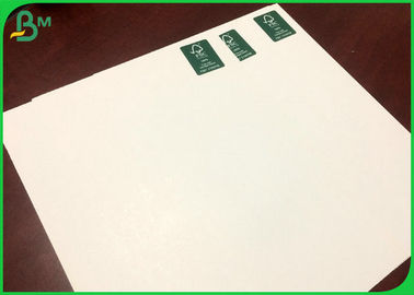 300GSM 610*860MM Bianco Colore C1S Carta d'avorio per la realizzazione di scatole pieghevoli