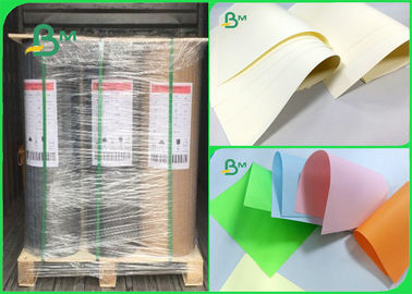 60 70 80gm Carta senza legno / carta offset crema o altro altro colore in rotoli
