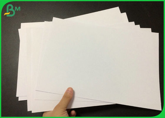 Carta senza legno non rivestita 140 g 160 g 180 g per la realizzazione di copertine di libri A0 A1